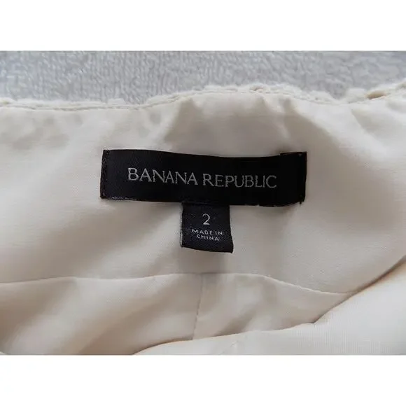 Banana Republic lace eyelet mini shorts size 2 - Picture 3 of 5